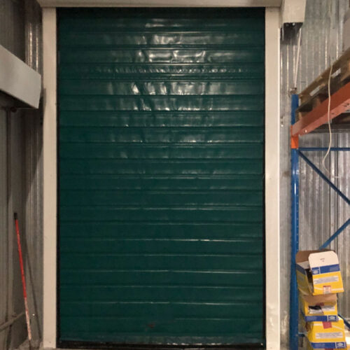 Porte rapide industrielle ZipGO Cold - technologie verticale, grande résistance thermique pour basses températures_3