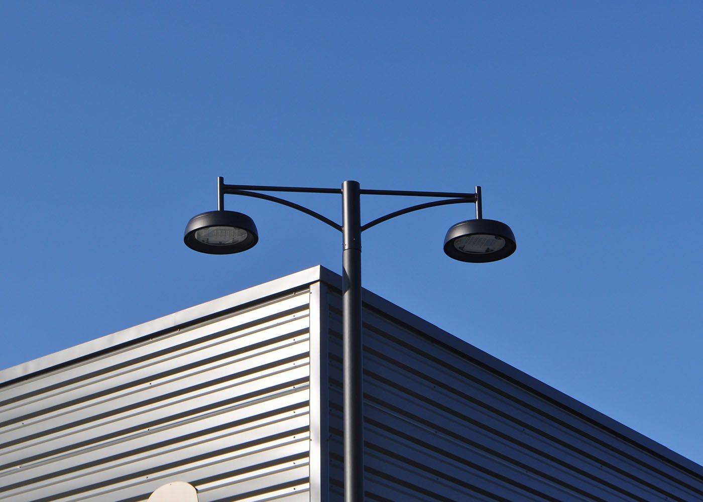 Console pour mât - Essentials IRDEC80 en acier galvanisé - coloris noir texturé RAL 9005_3