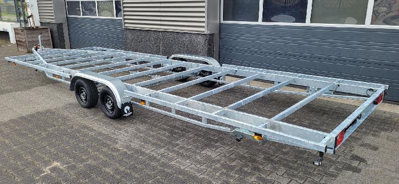 TH 7m80 x 2m44 version basse 2 essieu x 1800 kg_3