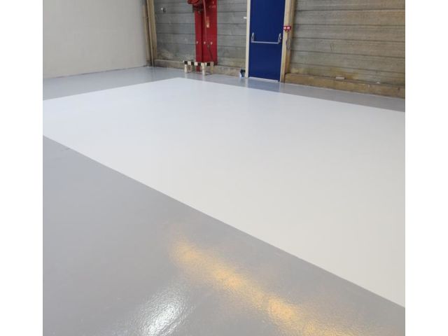 Résine de sol filmogène NEOPOX COLOR TLM - résistante aux produits chimiques, idéale pour industries agroalimentaires, entrepôts et garages_3