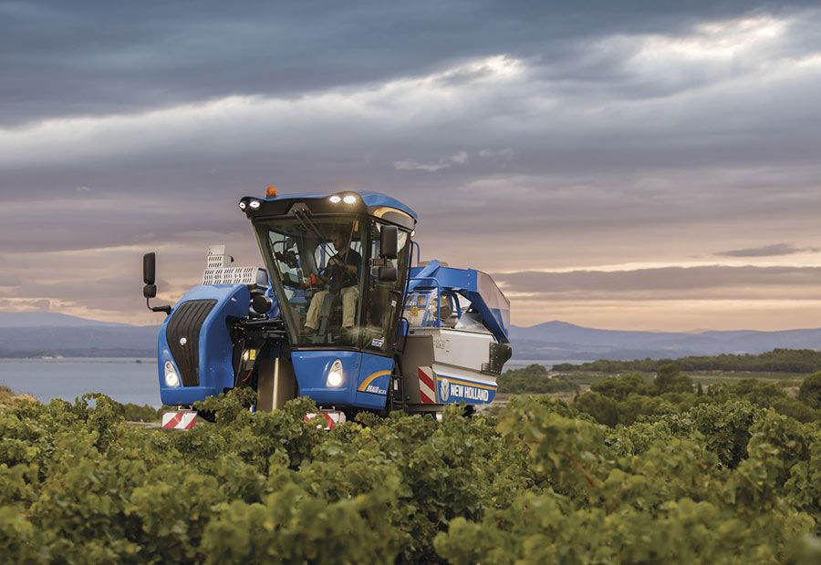 Matériel de récolte New Holland Braud 7030M avec capacité optimisée