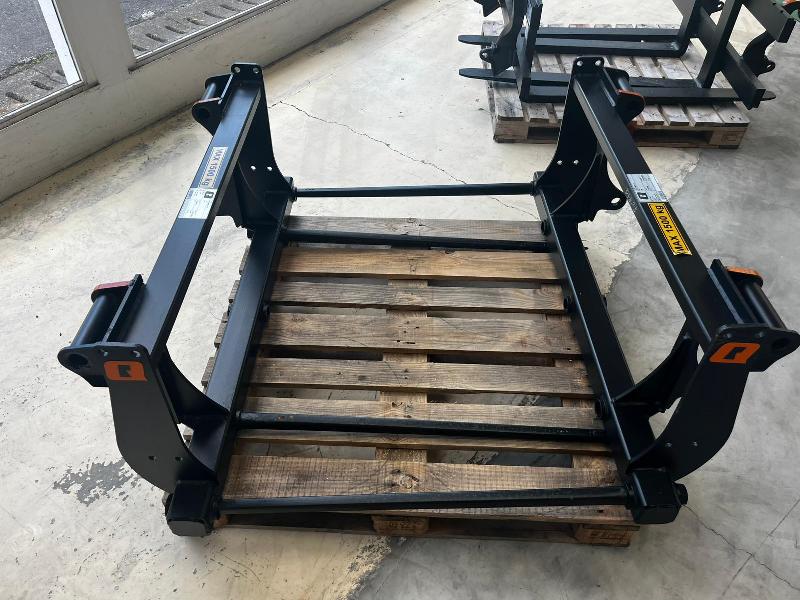 Chargeuse Schäffer 2032 - Compacte et ultra polyvalente, moteur Kubota 22 kW, 2020, 322 heures_3