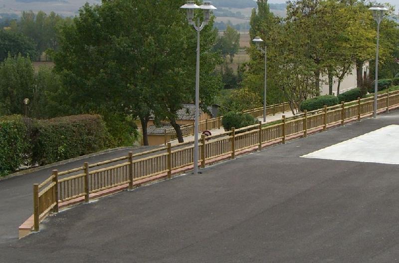 Clôture bois avec poteaux ronds_3