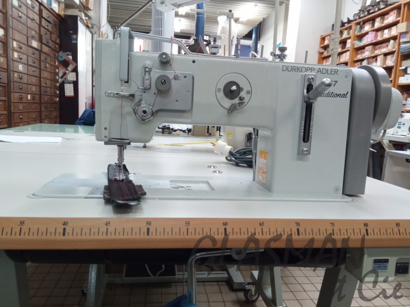 Machine à coudre industrielle triple entraînement Durkopp ADLER 267 - Type de point Noué (301)_3