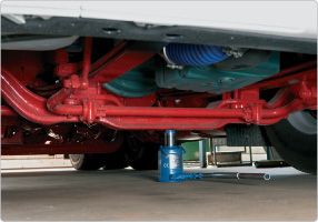 Crics bouteille type 4 - AC Hydraulic - capacité 4 t et 10 t - grande longueur de course - stabilité accrue_3