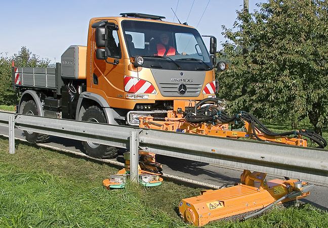 Faucheuse d'accotements MLM 200 avec réglage automatique de distance