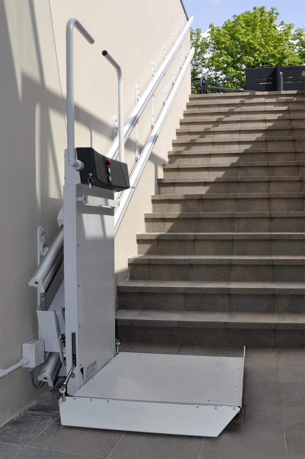 Plateforme monte-escaliers (pour escaliers droits) logic_3