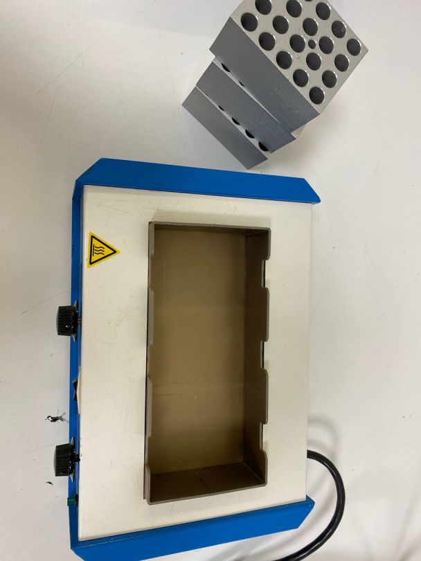 Bloc de chauffage thermostaté d'occasion pour laboratoire db26020 bioblock scientific - p2212-2055_3