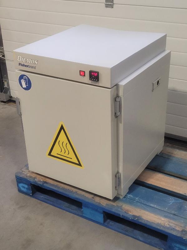 Etuve / incubateur universel FISHER SCIENTIFIC AU125 / 200 °C / 125 Litres_3