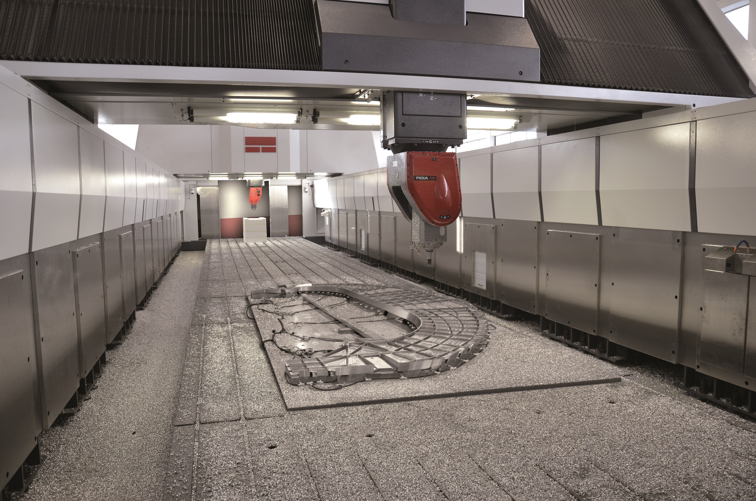 Fraiseuse ugv 5 axes à portique gtf/q fidia_3