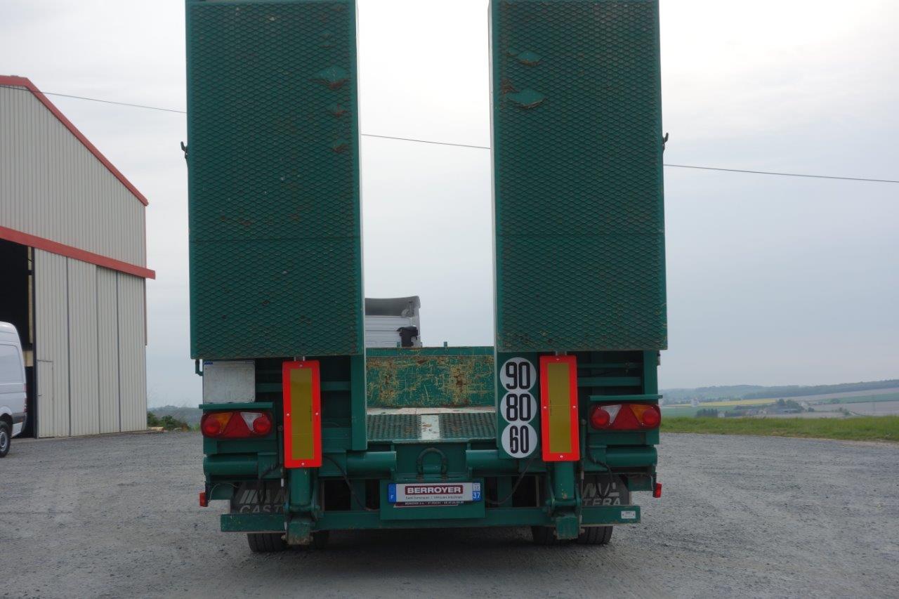 Remorque porte-engins CASTERA - Référence 6391 - Semi-remorques porte-engins 54T - 3 essieux_3