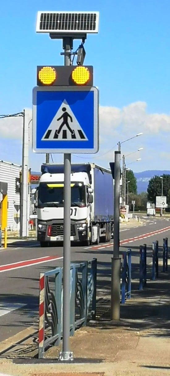 Signalisation lumineuse dynamique pour passage piétons_3