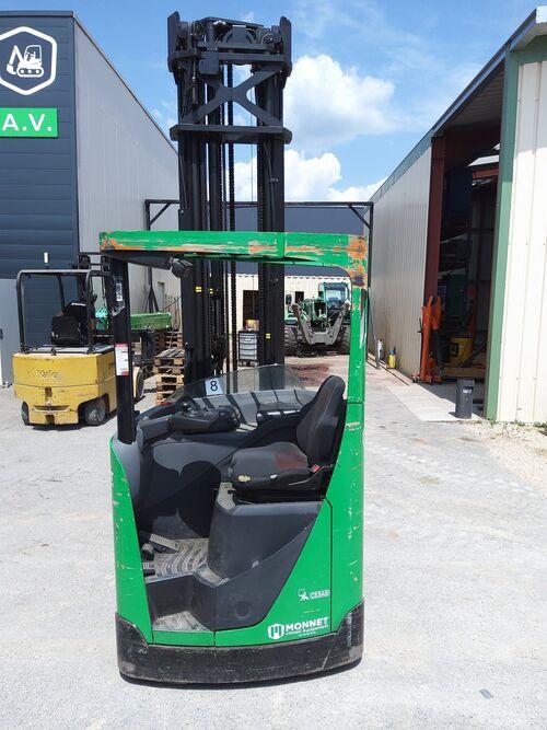 Chariot à mât rétractable BT RRE160 1568 - disponible en occasion et en location de courte à longue durée_3