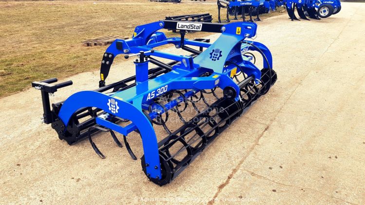 Vibroculteur avec deux rangées de 10 dents de 32 mm par 12 mm - Landstal LSTAS300_3