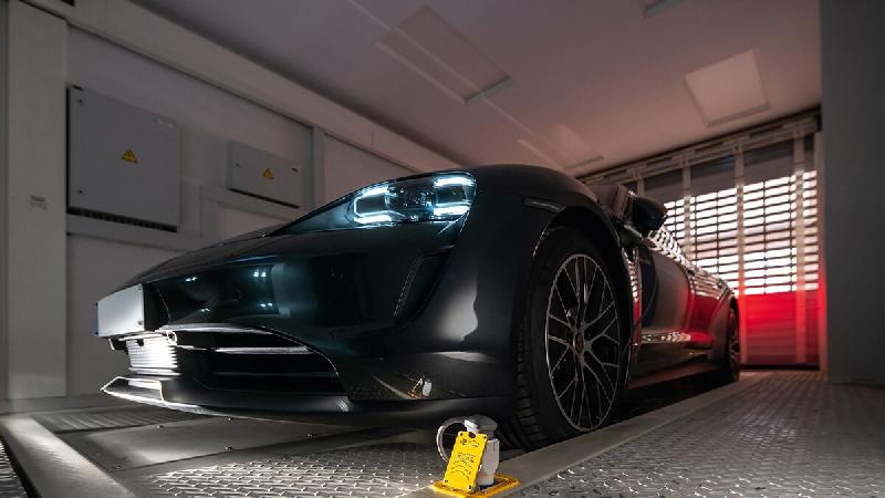 Système de parking automatique pour 10 à plus de 100 voitures - Multiparker 740_3