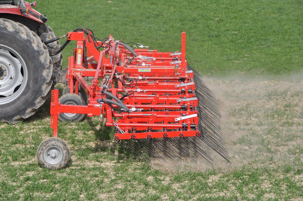Outil de travail du sol Aerostar avec géométrie optimisée des supports de dents