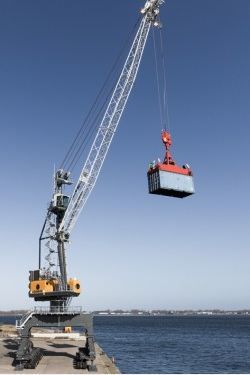 Grue portuaire mobile LPM 120 à 550 - Liebherr - Capacité de levage 42 à 144 t_3