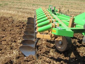 1cuvet - Charrue agricole Solano Horizonte - Séparation entre rangées de travail 320 mm - Châssis acier structurel_3