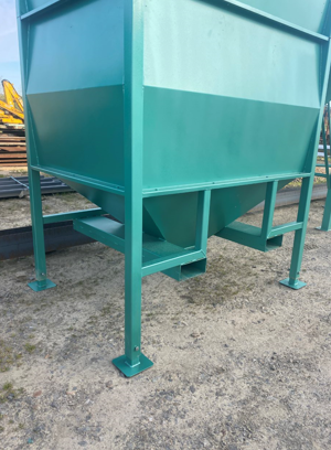 Conteneur cône déporté palettisable avec possibilité de rehaussage - Capacité 1800 L_3