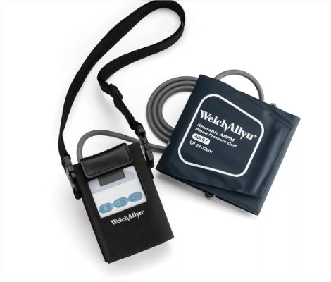 Moniteur ambulatoire de la tension artérielle abpm 7100 pour une surveillance 24 heures sur 24 grâce à un moniteur léger, compact et silencieux - welch allyn_3