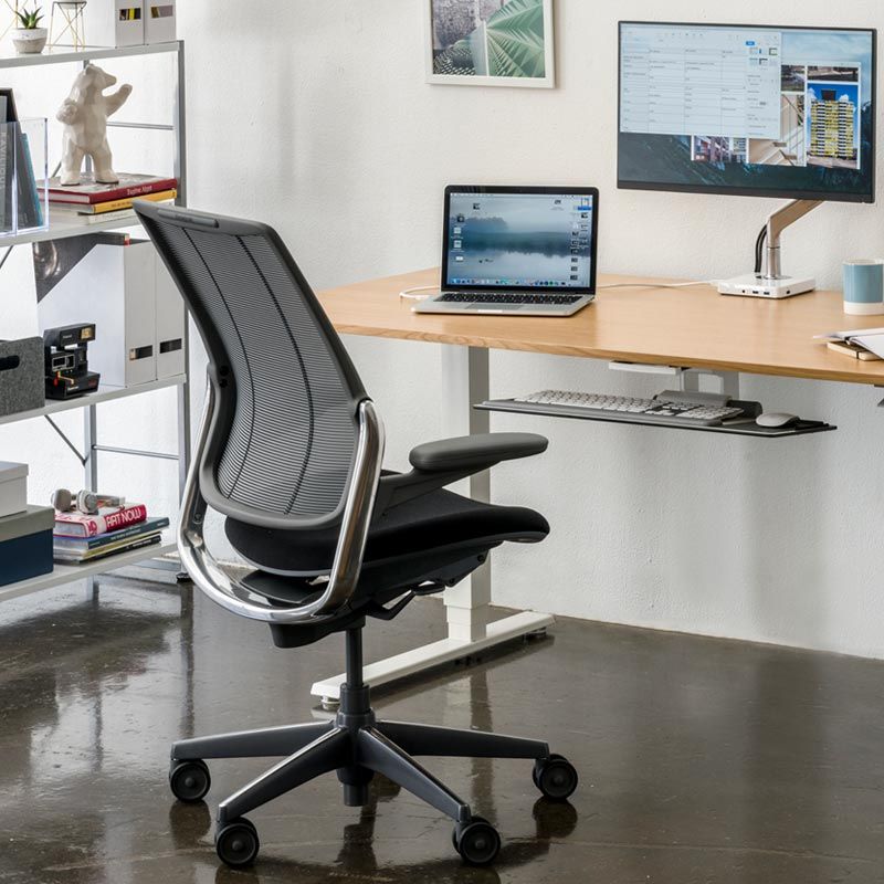 Diffrient Smart - Fauteuil de bureau en résille - Humanscale Ltd - Design linéaire et ergonomique_3