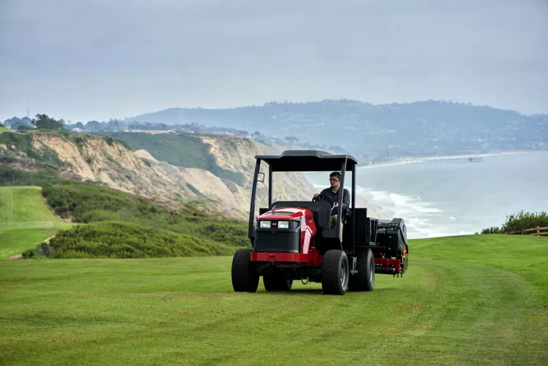 Tracteur      Toro    Outcross 9060_3