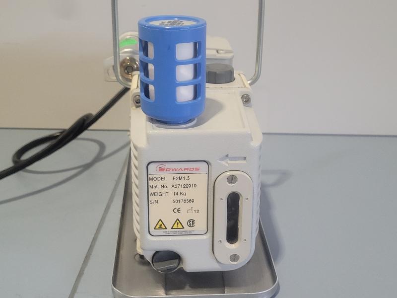 Pompe à vide Edwards E2M1.5_3