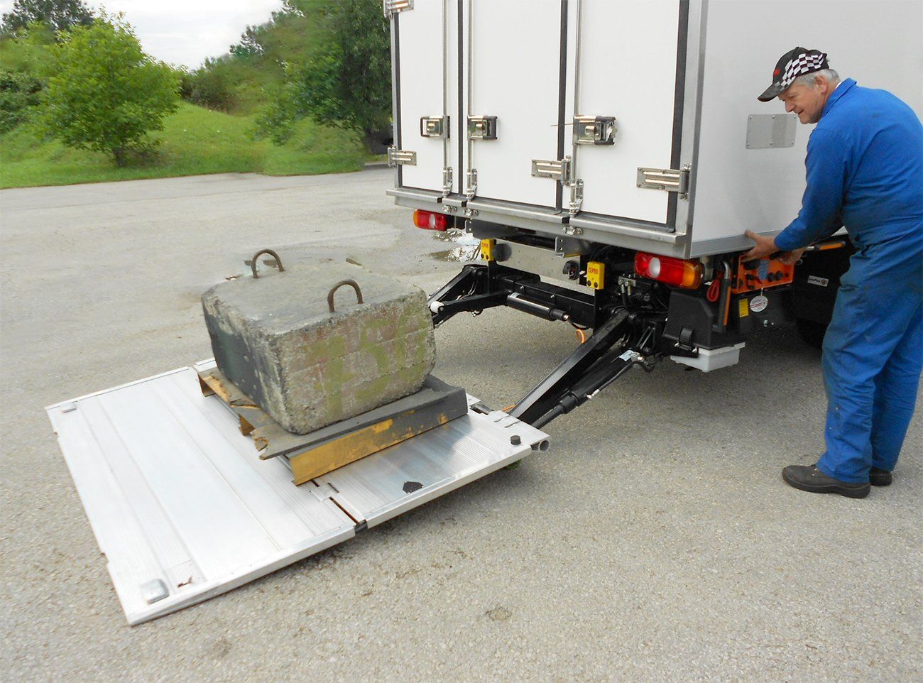 Hayon élévateur avec hauteur de levage jusqu'à 1520 mm