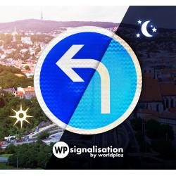 Panneau d'obligation B21C2 - Direction obligatoire à gauche à la prochaine intersection - WP Signalisation_3