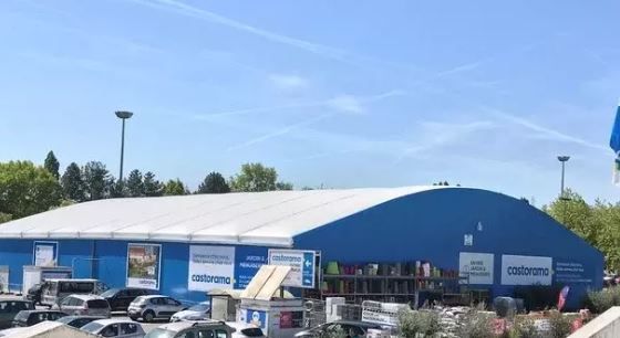 Entrepôt logistique constituée d'une charpente en aluminium arrondie - Neivalu Oxygen_3