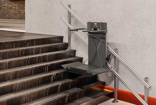 Plates-forme élévatrice sécurisée, stable et fluide pour escaliers tournants  - Stairiser XE_4