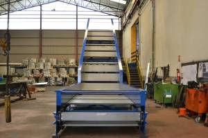 - Bandes transporteuses métalliques Javisa - épaisseur de tôle 3 à 6 mm - largeurs jusqu'à 3000 mm et inclinaison jusqu'à 45°_0