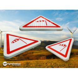 Panneau de danger A24 - Vent latéral - différentes dimensions et matières disponibles_3