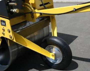 Rouleau monocylindre à guidage manuel BW 71 E - 2 Bomag - 710 mm - 3.4 Kw - 488 Kg_3