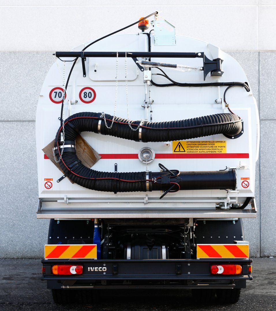 8000 Combi - Balayeuse de voirie aspirante Dulevo - 3000 litres - Diesel - Haute performance_3