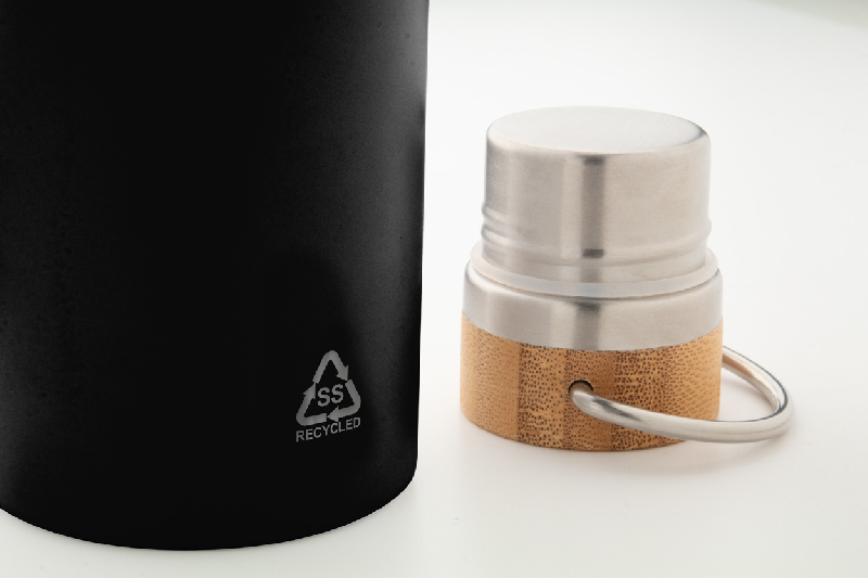 Gourde isotherme - double paroi en acier inoxydable recyclé - couvercle en bambou - 500 ml_3