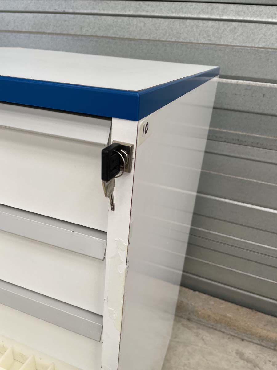 Meuble d'occasion de laboratoire avec 9 tiroirs - verrouillage à clés - ATEX - P21091159_3