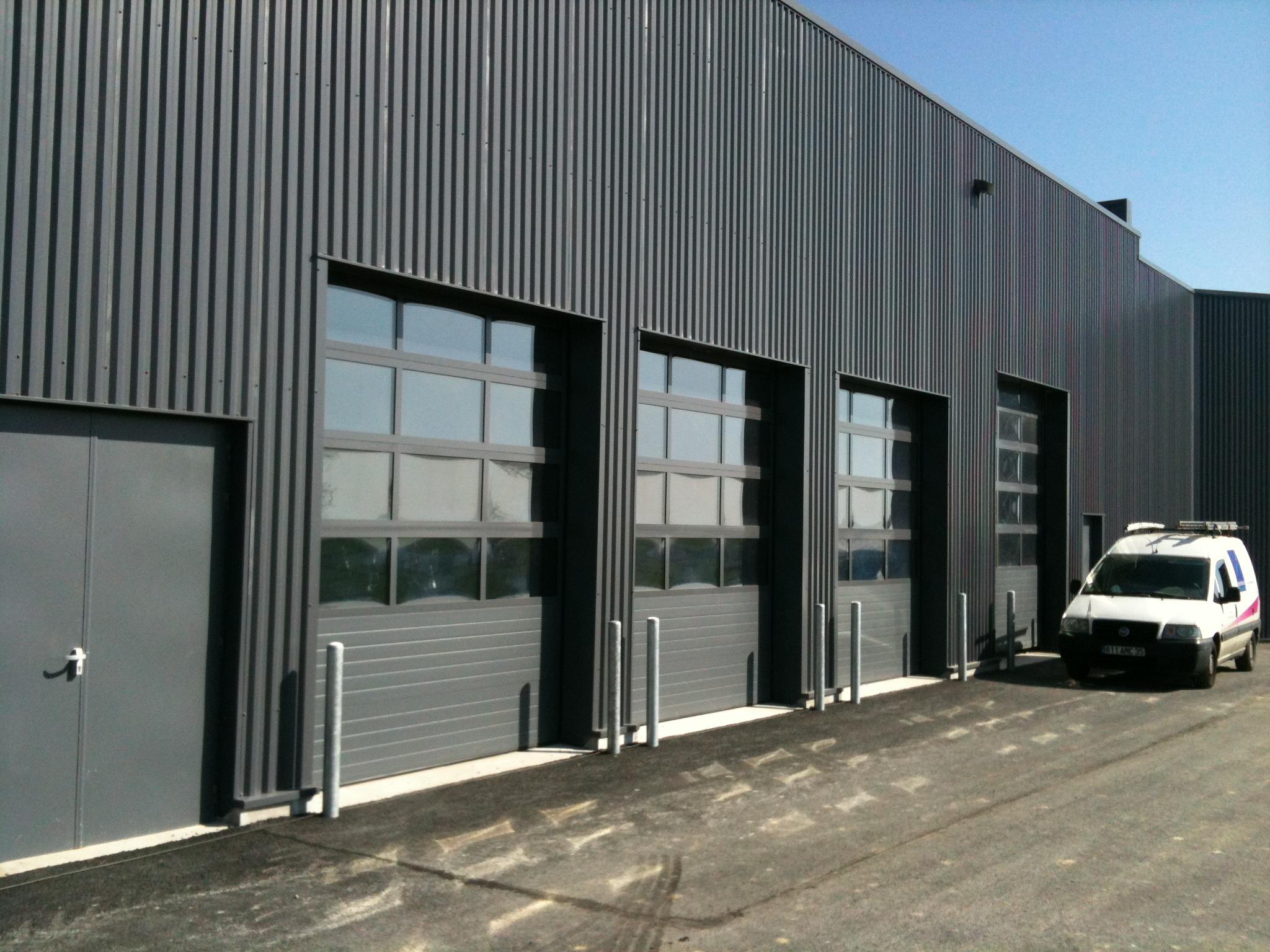 Porte sectionnelle industrielle cristal/manuel/semi-vitrée/en panneau sandwich_3