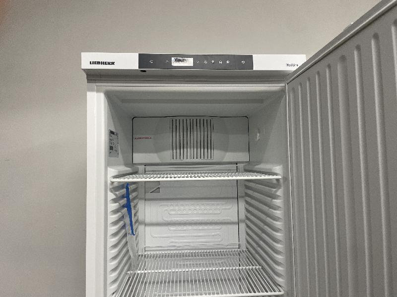 Armoire laboratoire positive Liebherr LFKV3910_3
