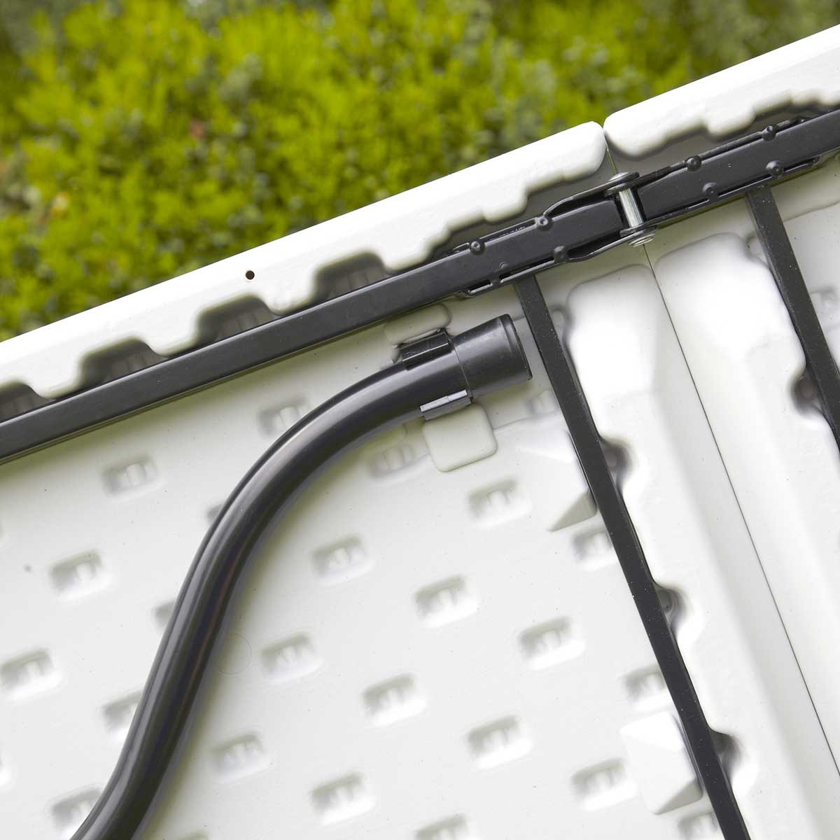 Table pliante 162 cm - 6 places - PEHD - usage professionnel intérieur/extérieur_3