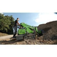 Cingo M12.3 EVO avec système d'accrochage rapide pour équipements variés