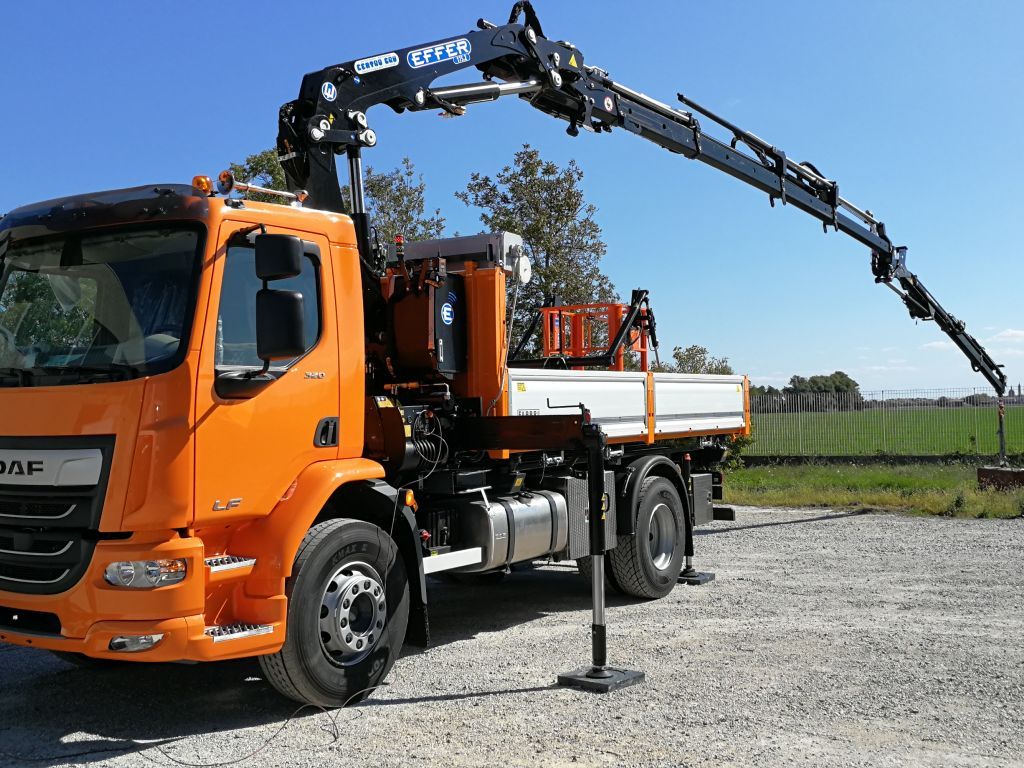 Grue auxiliaire light 175.2 - Effer - pression 375 bar - gamme légère_3