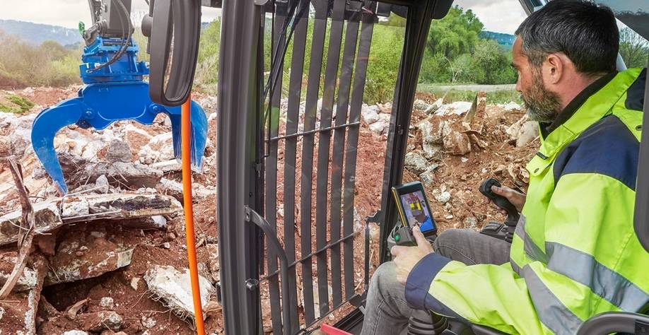 EW240E MH PELLES HYDRAULIQUES MOYENNES SUR PNEUS VOLVO 26 000 KG /  129 KW_3