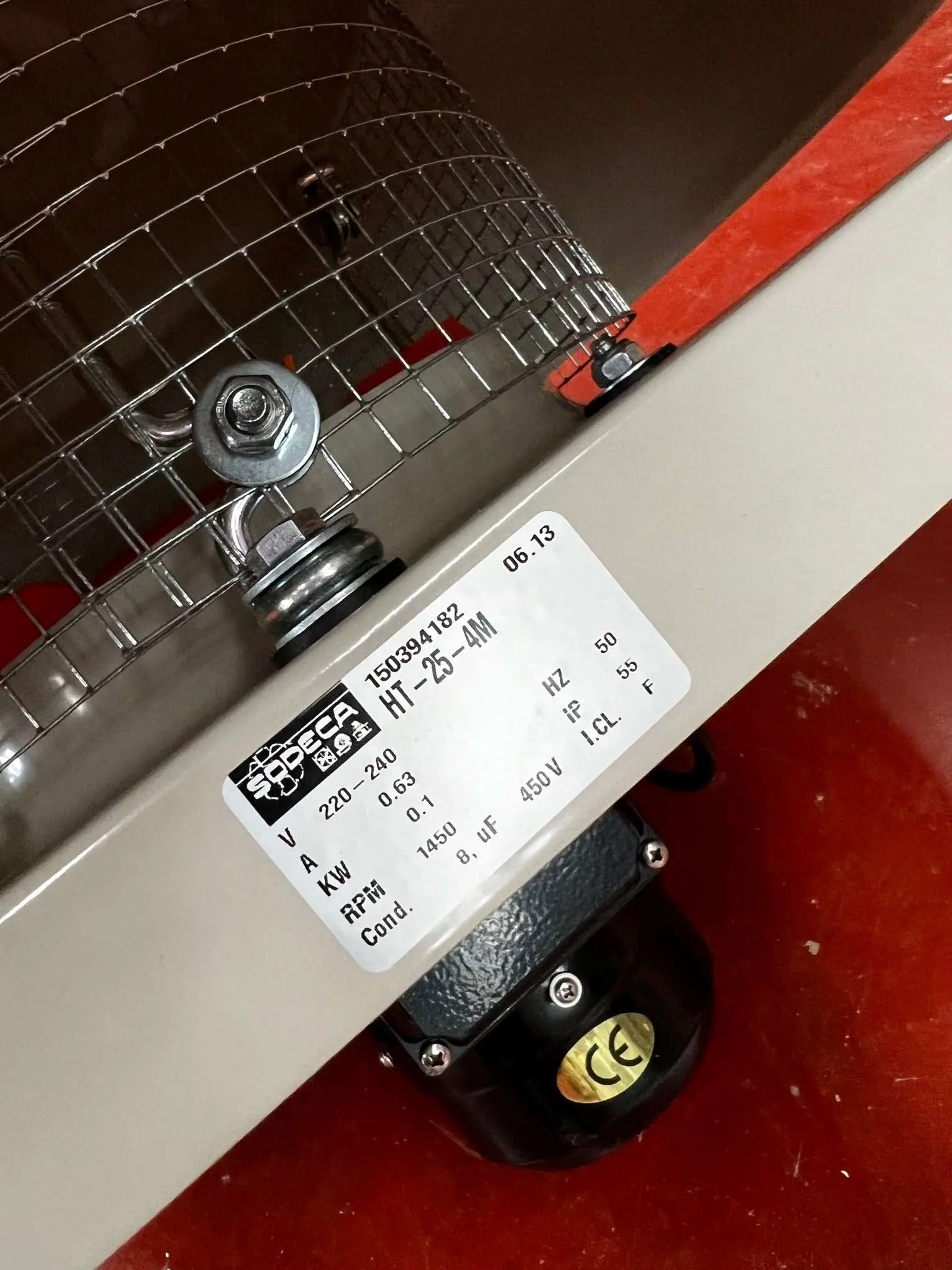 Extracteur À Toit Hélicoïdal À Base Plate  Ht-25-4M Inutilisé Sodeca - Référence : C7312_3