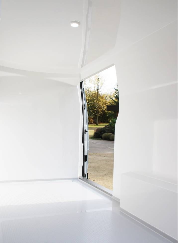 Véhicule frigorifique avec cellule intégrée IsoCity - Froid positif ou négatif - Volume 7,0 ou 8,6m3 - Nissan Interstar_3