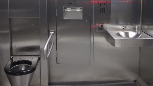 Toilette handicapé automatique - usage mixte - conforme à la législation européenne NF P 99-611_3