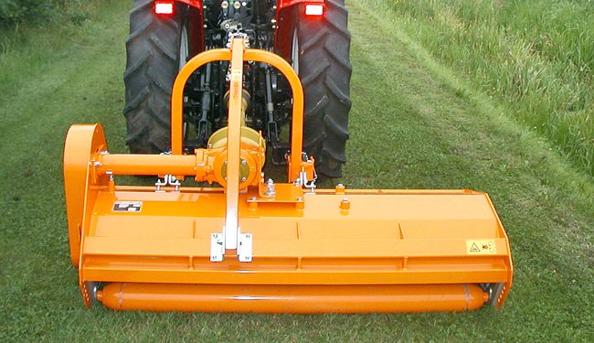Rotobroyeuse idéale pour tracteurs de puissance moyenne