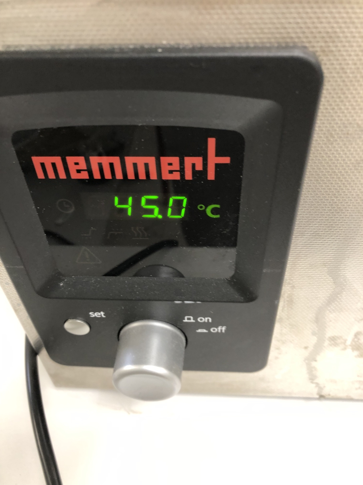 Bain marie de laboratoire pharmaceutique  memmert - p2205-1462_3