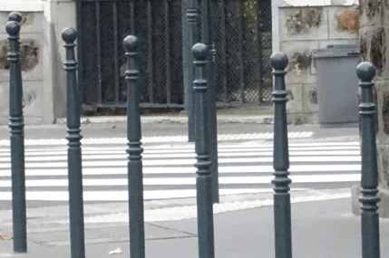 Potelet champs elysees_3