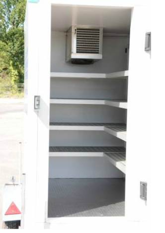 Remorque frigorifique adaptée pour fêtes et événements